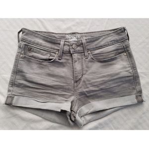 Levi's Denizen Gray Shortie Shorts Size 7